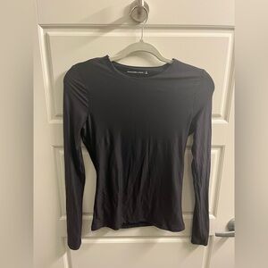 Abercrombie and fitch plain blank long sleeve size M